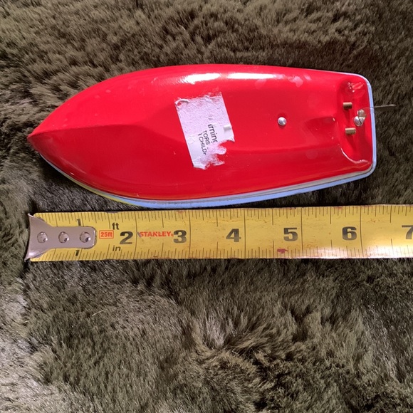 1996 Victoria, a Science Experiment - Picture 6 of 8